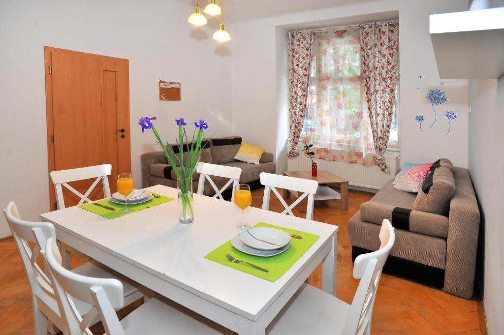 Condo Vinohrady II Prague Exterior photo